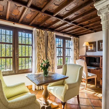 Hotell La Bobadilla, A Royal Hideaway
