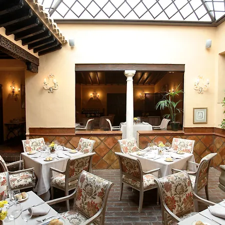 La Bobadilla, A Royal Hideaway