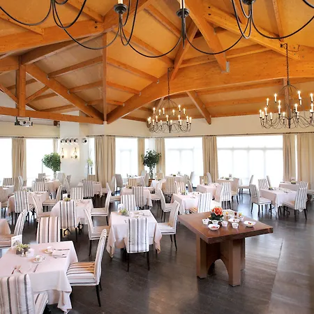 Hotel La Bobadilla, A Royal Hideaway